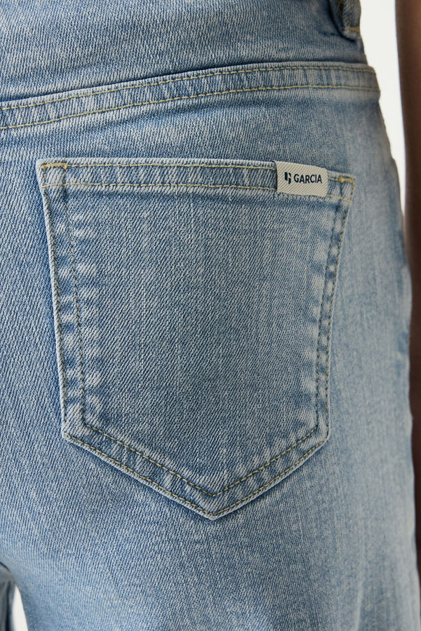 Meisjes Jeans Annemay light used van Garcia in de kleur Light used in maat 164.