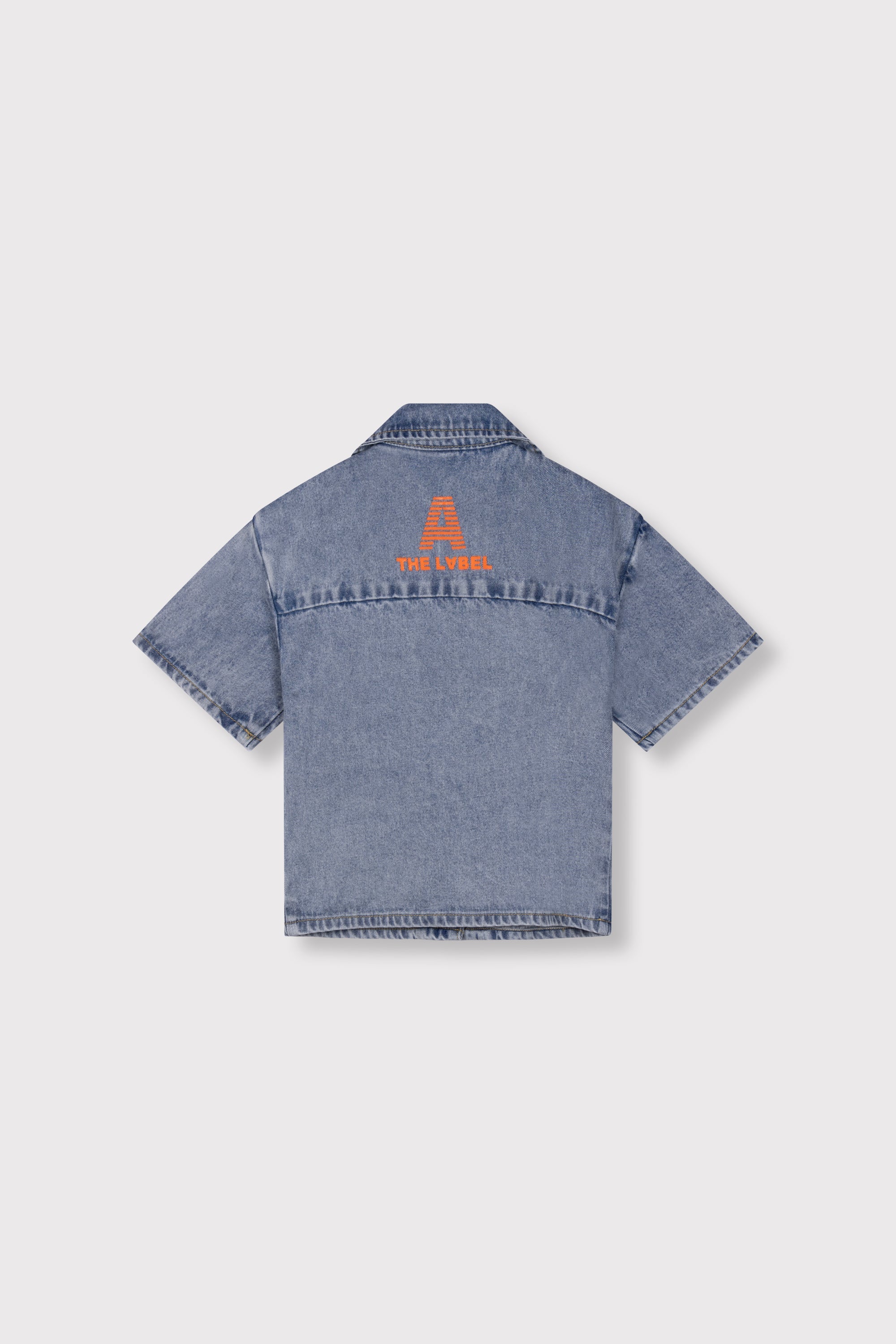 Meisjes woven short sleeve denim blouse van in de kleur light blue denim in maat 158-164.