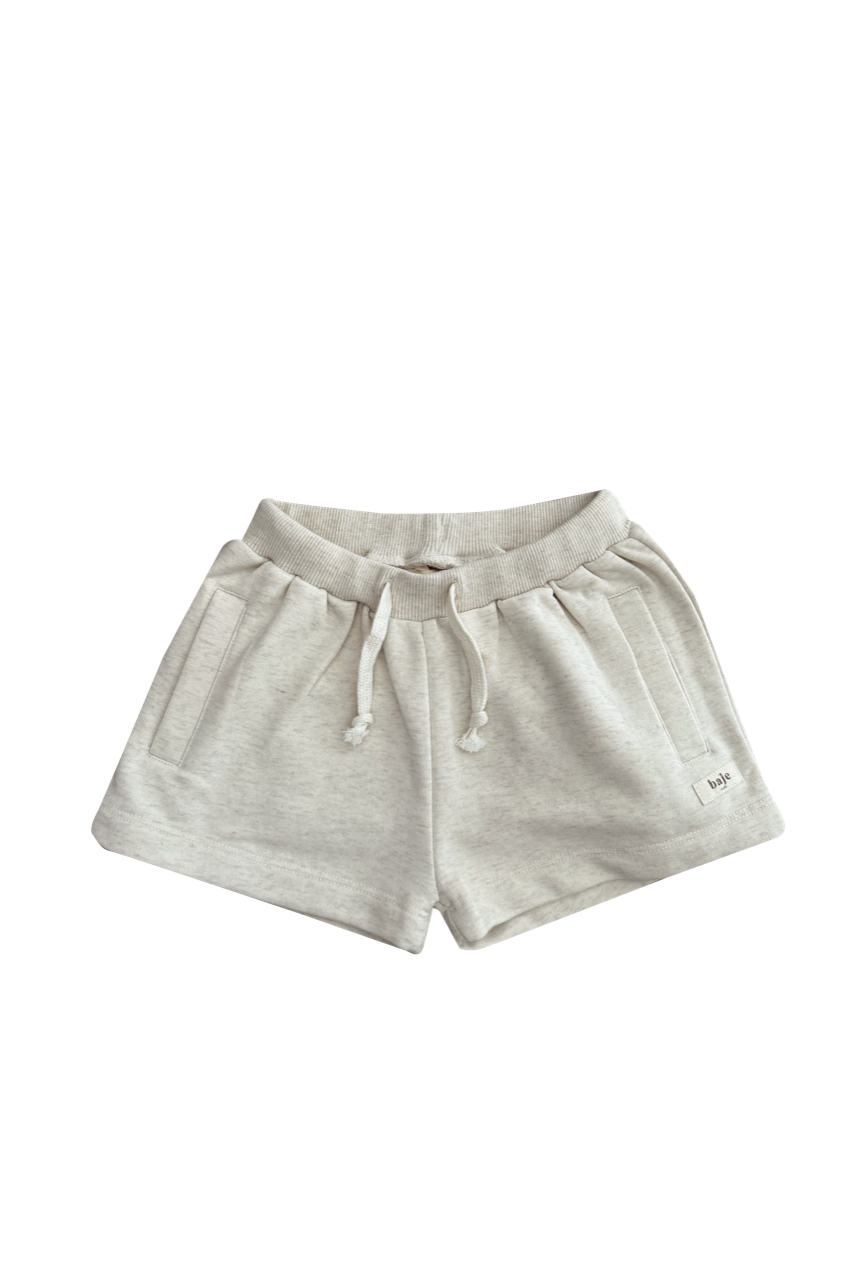 Jongens Shorts Bamba van Baje Studio in de kleur Creme melange in maat 134-140.