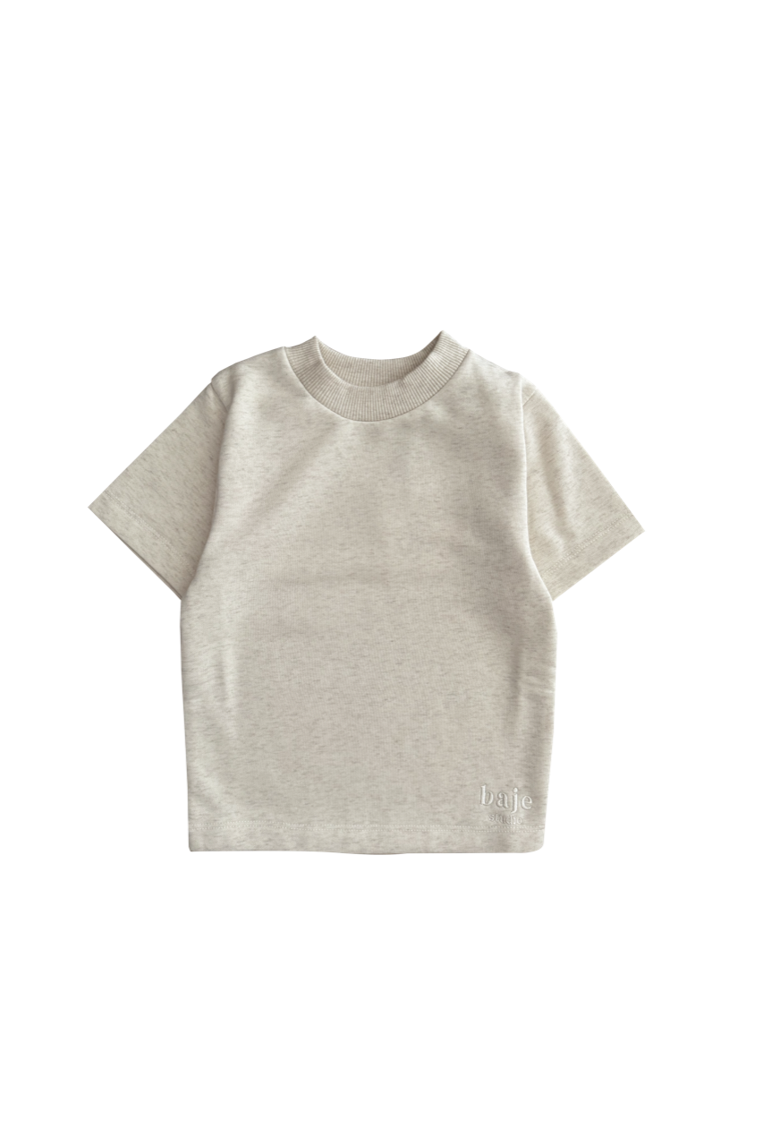 Jongens T-Shirt Alfaro van Baje Studio in de kleur Creme melange in maat 134-140.