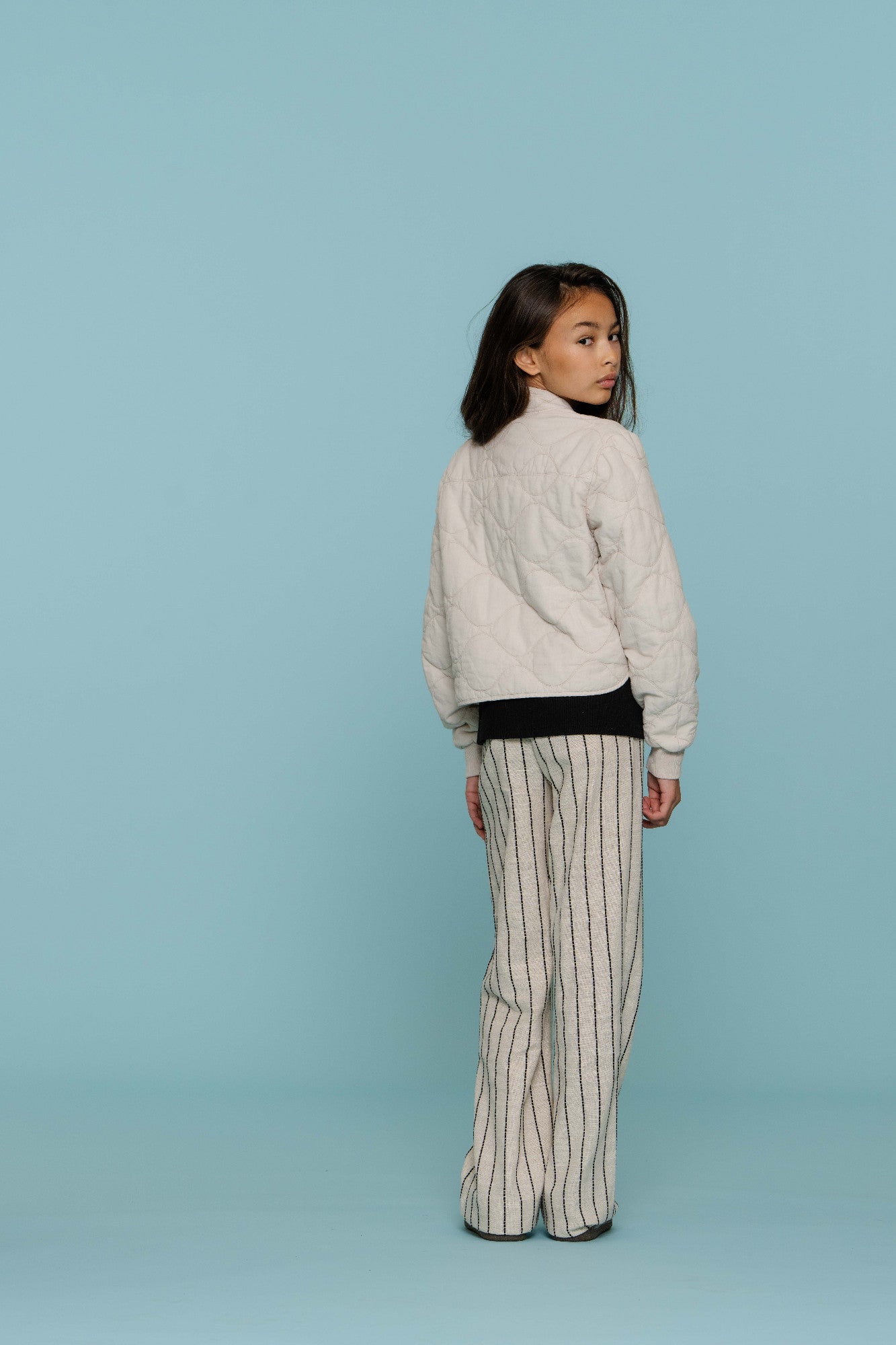 Meisjes Jacket stepped van Geisha in de kleur Sand in maat 176.