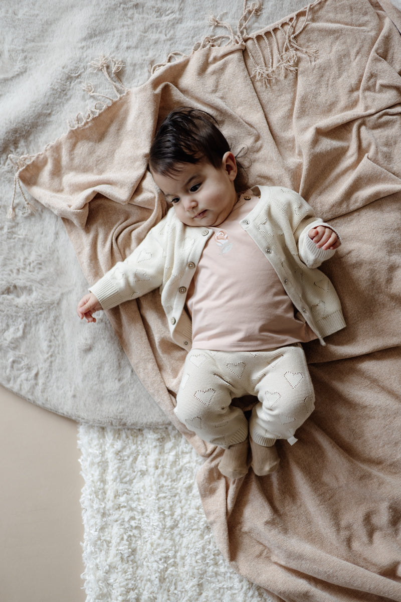 Meisjes Longsleeve LAURA van Levv Newborn in de kleur Old Pink in maat 74.