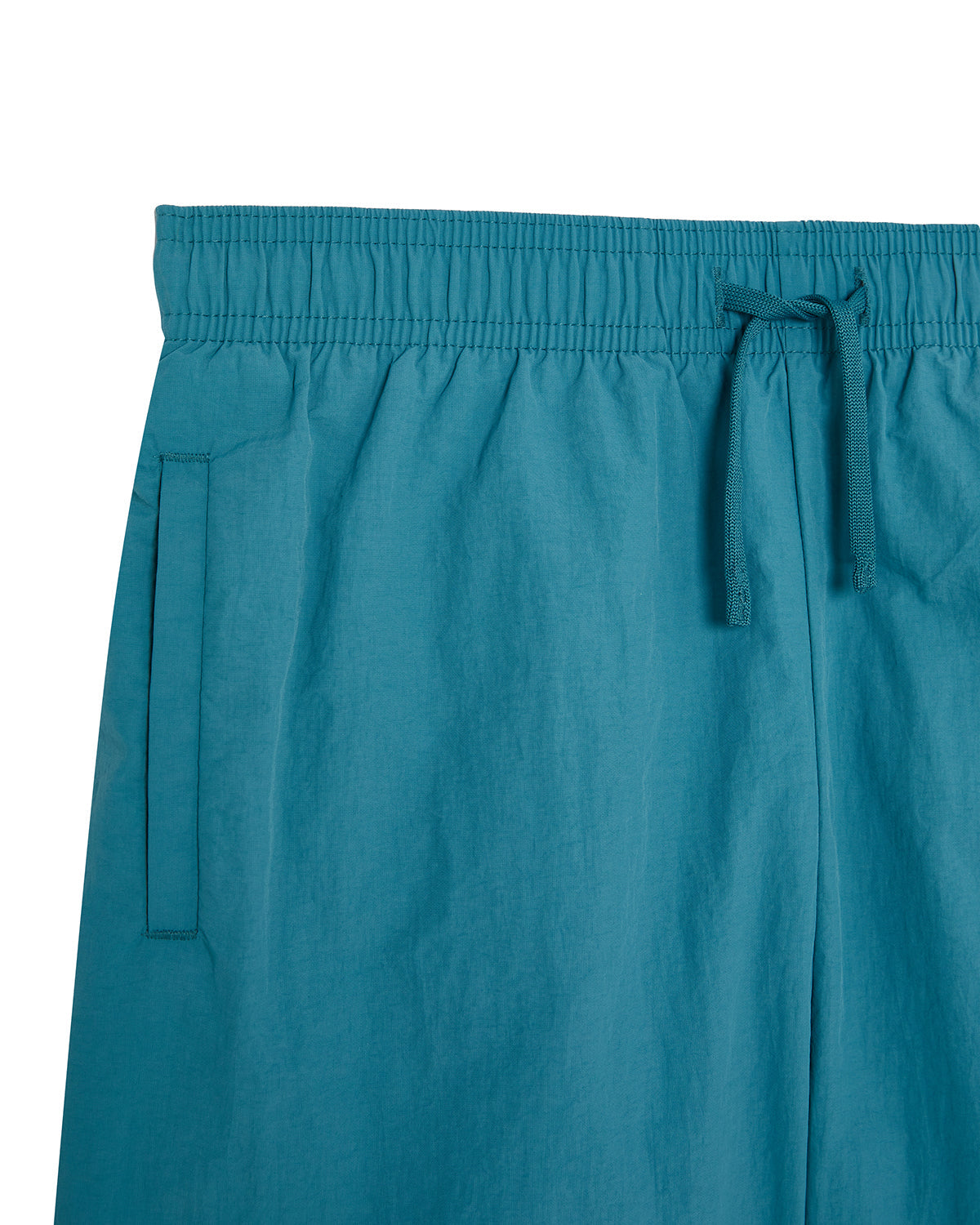 Jongens Plain Swim Short van Lyle & Scott in de kleur X579 Blue Storm in maat 170-176.
