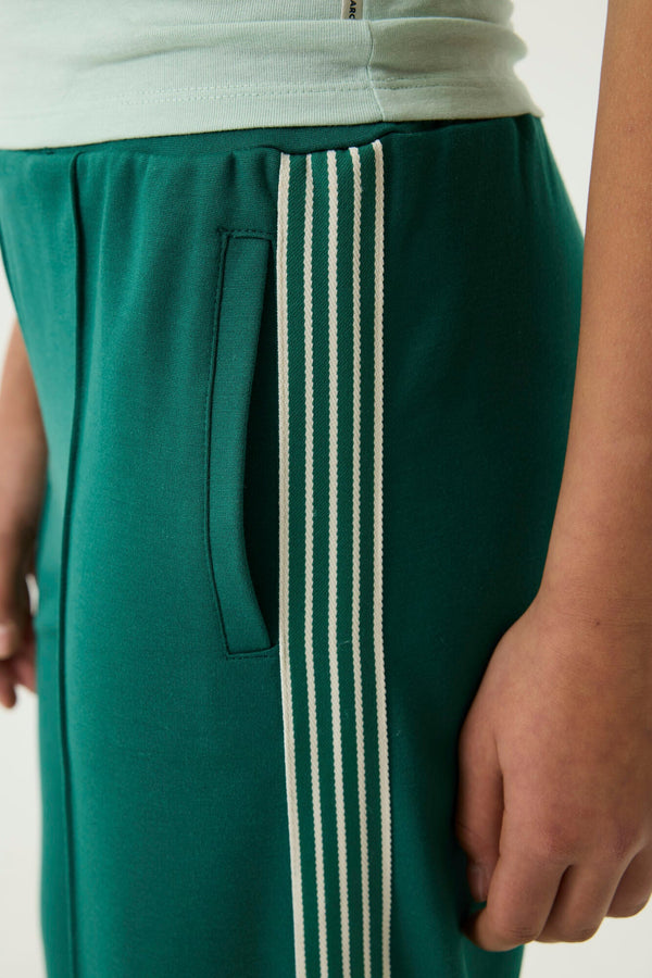 Meisjes Sporty pants with stripe van Garcia in de kleur Forest leaf in maat 164.