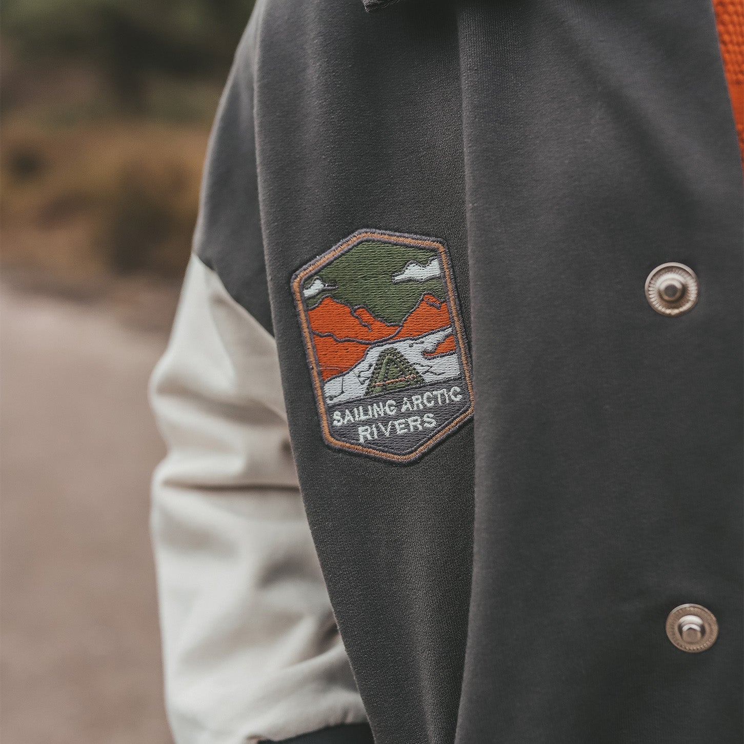 Jongens Gates Of The Artic | Bomber van Your Wishes in de kleur Raven in maat 128.