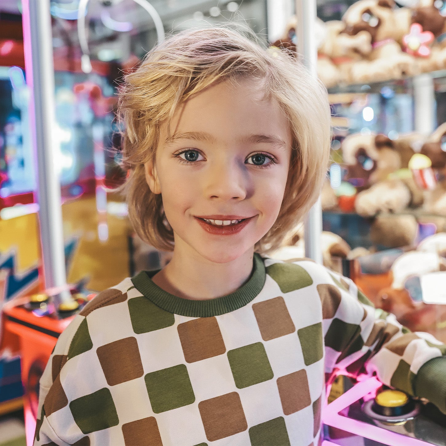 Jongens Blocked | Relaxed Sweater van Your Wishes in de kleur Multicolor in maat 128.