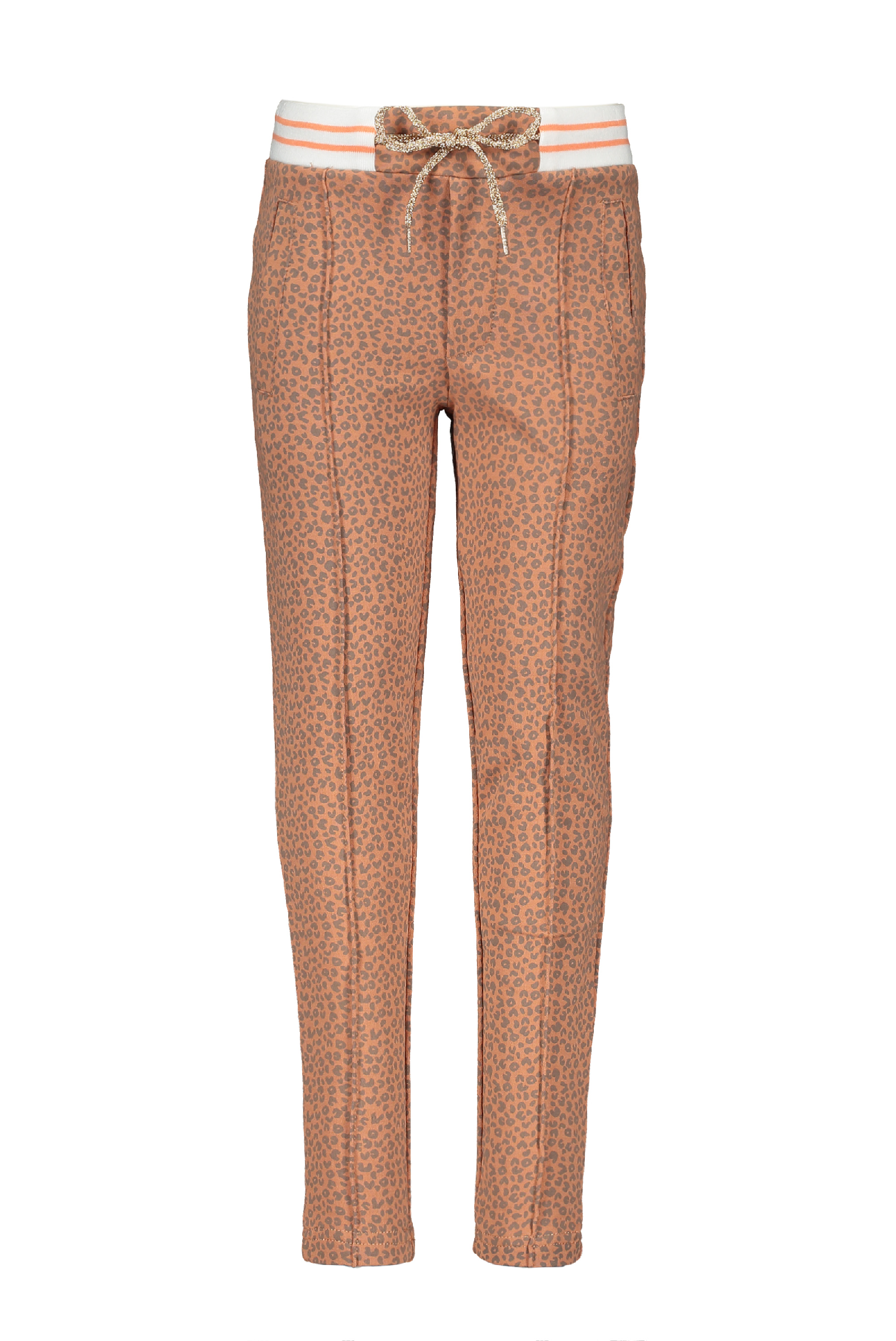 Meisjes Sweatpants AOP leopard van NoNo in de kleur Hazelnut in maat 146, 152.
