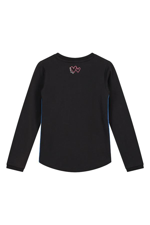 Meisjes Longsleeve van Quapi in de kleur Dark Grey in maat 134/140.