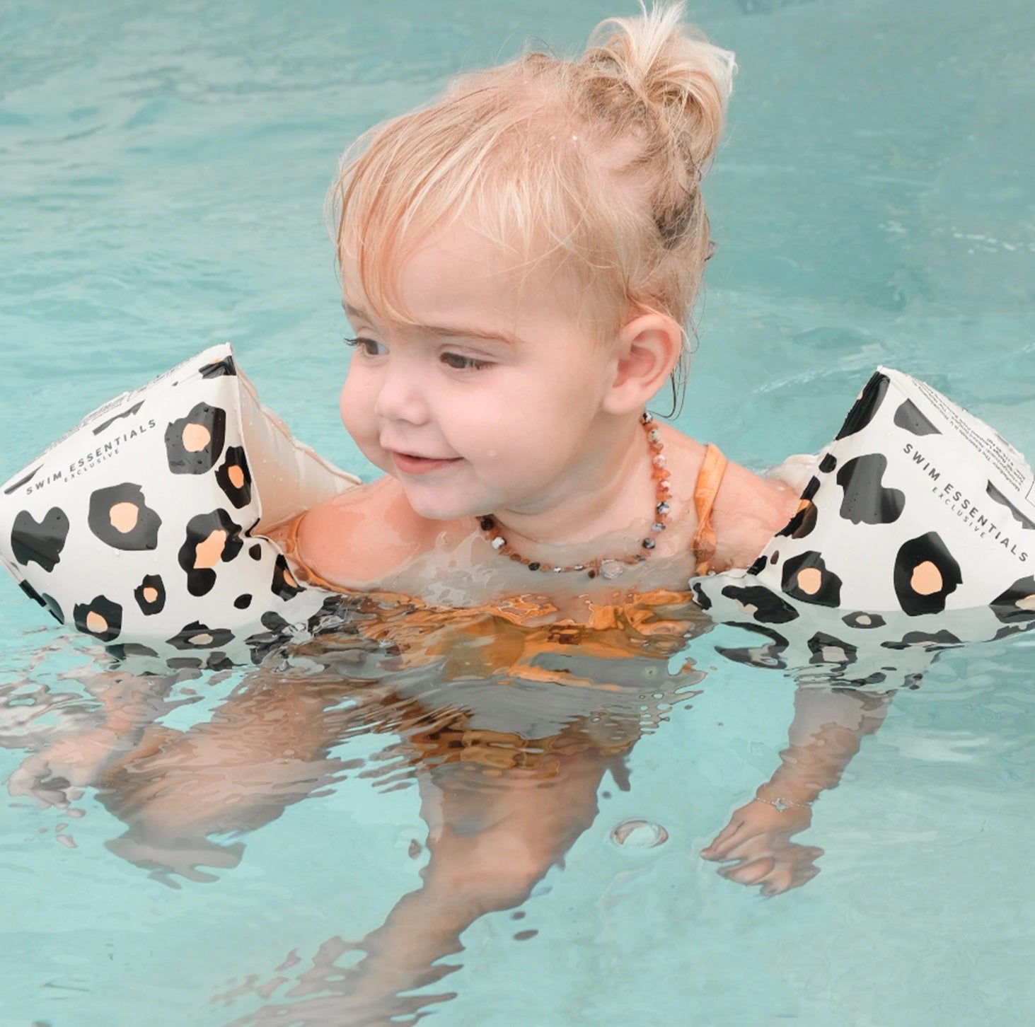Swim Essentials - Zwembandjes panter beige 0 - 2 jaar
