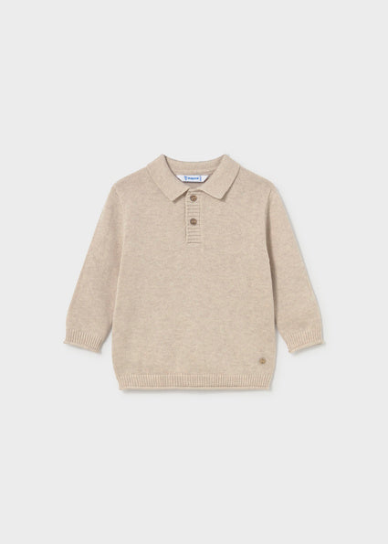 Jongens Polo sweater                  van Mayoral in de kleur Oat        in maat 86.