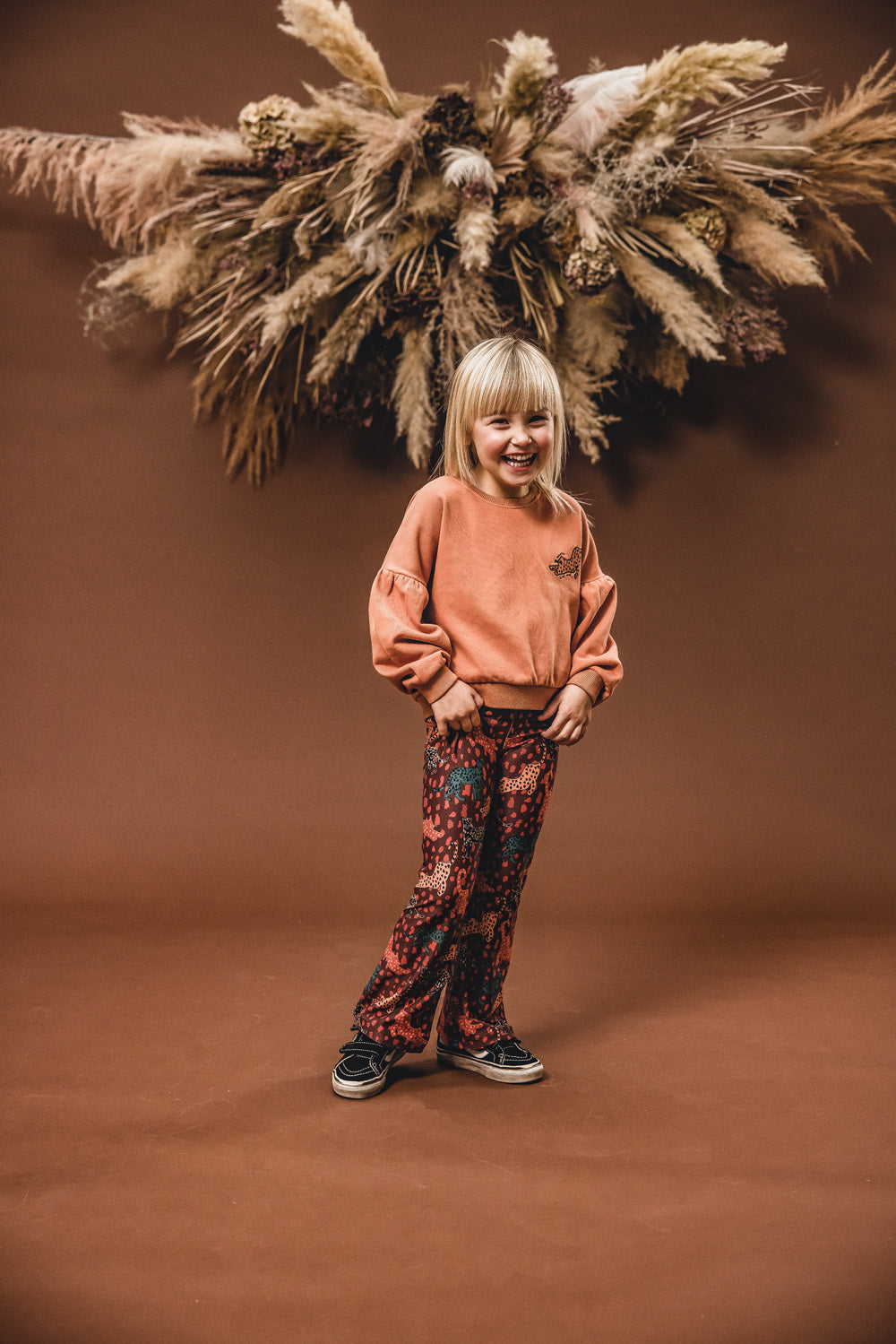 Meisjes Jungle Printed Flare Pants van LOOXS Little in de kleur Jungle Cats AO in maat 128.