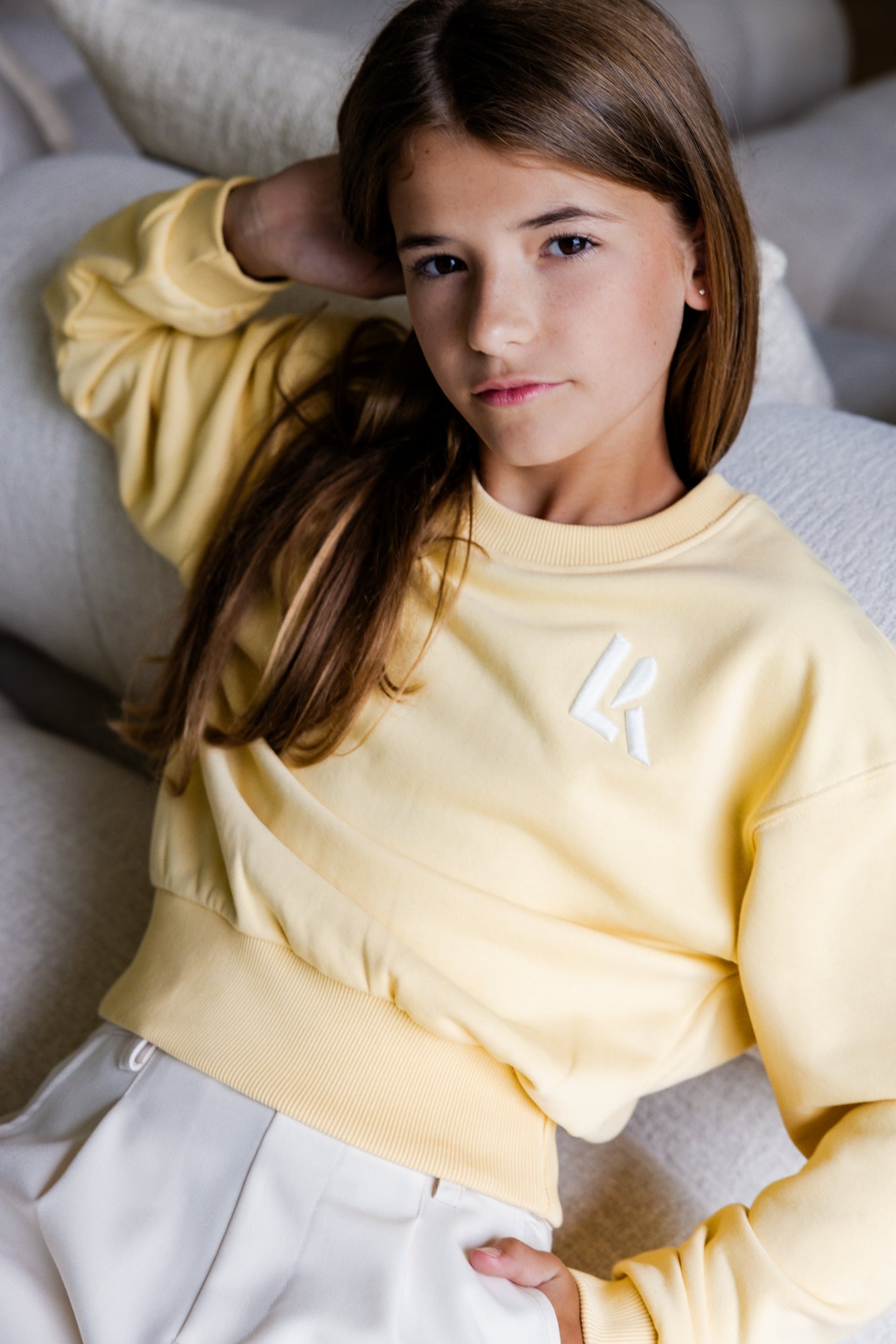Meisjes Sweater van LOOXS 10sixteen in de kleur Soft yellow in maat 176.