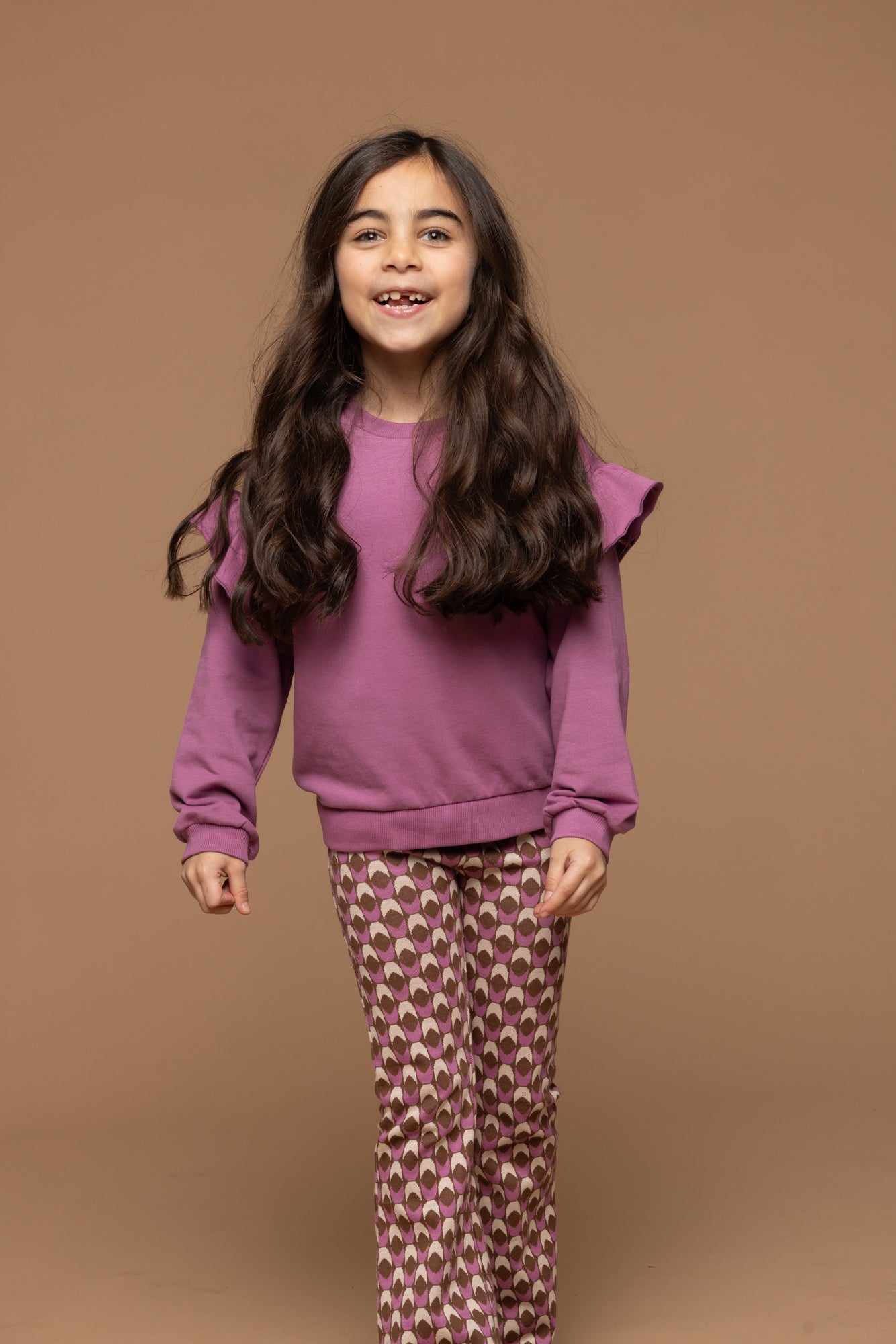 Meisjes Ruffle Sweater van LOOXS Little in de kleur Purple rain in maat 128.