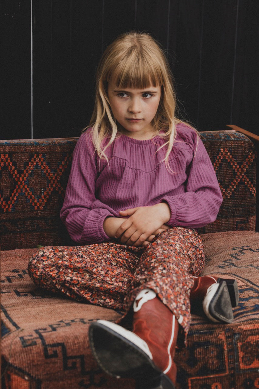 Meisjes Crinkle Flare Pants van LOOXS Little in de kleur Mini wildflower in maat 128.