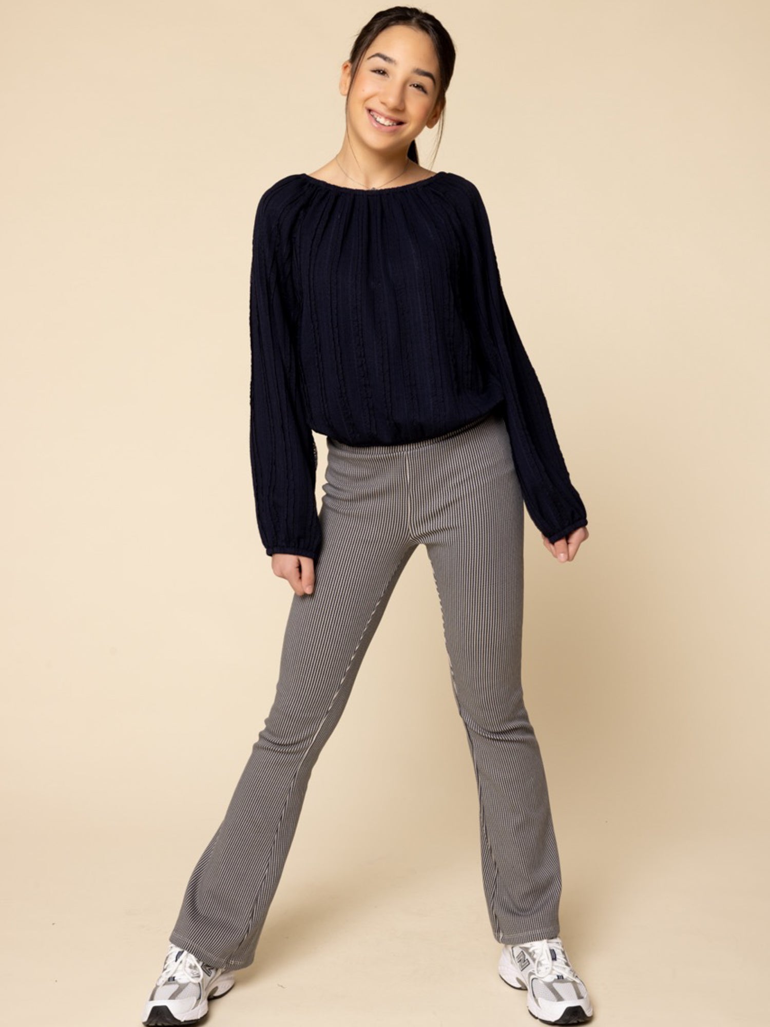 Meisjes Interlock Stripe Pants van LOOXS 10Sixteen in de kleur mini stripe in maat 170-176.