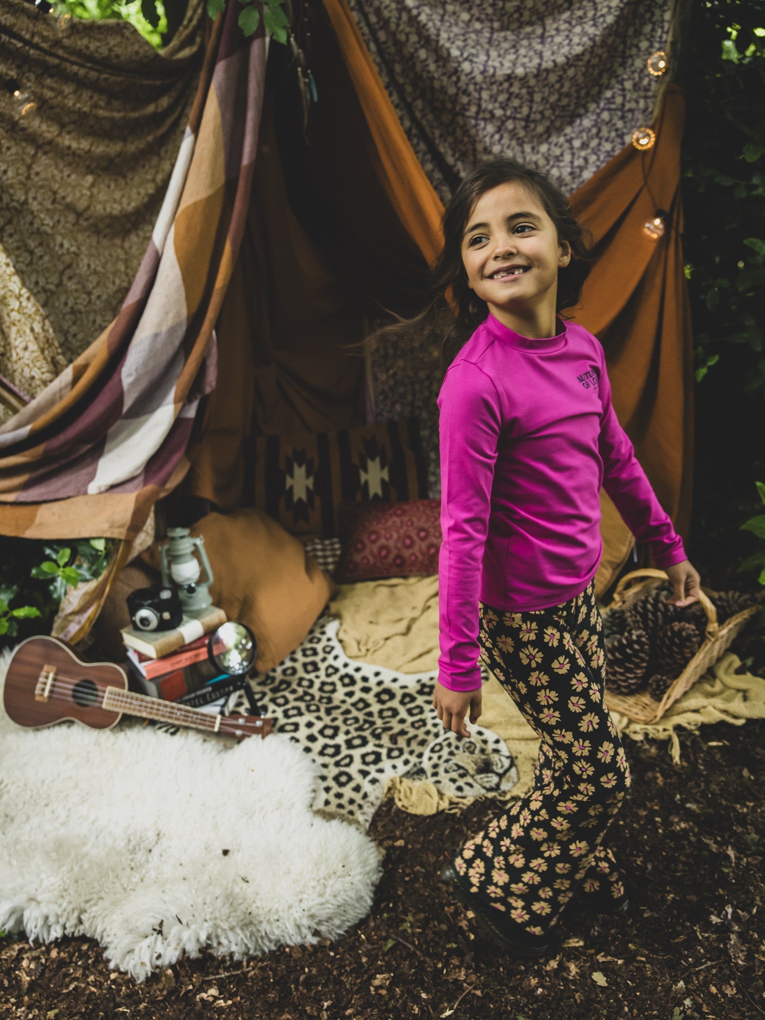 Meisjes T-Shirt Longsleeve van LOOXS Little in de kleur magenta pink in maat 128.