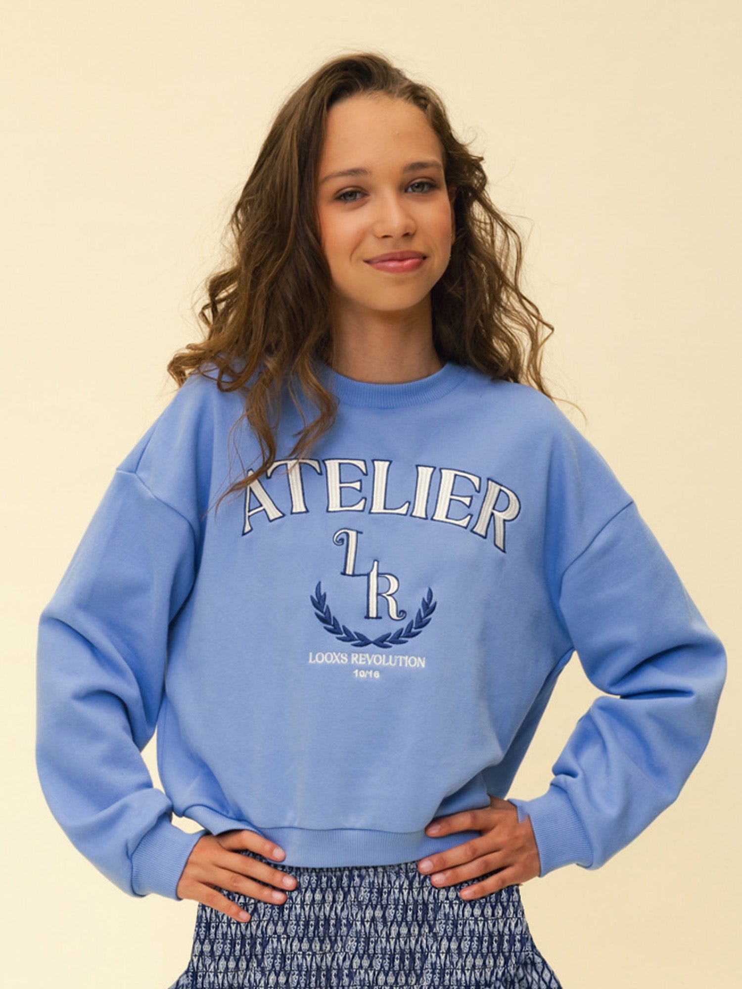Meisjes Sweater van Looxs 10Sixteen in de kleur Blue sky in maat 170-176.