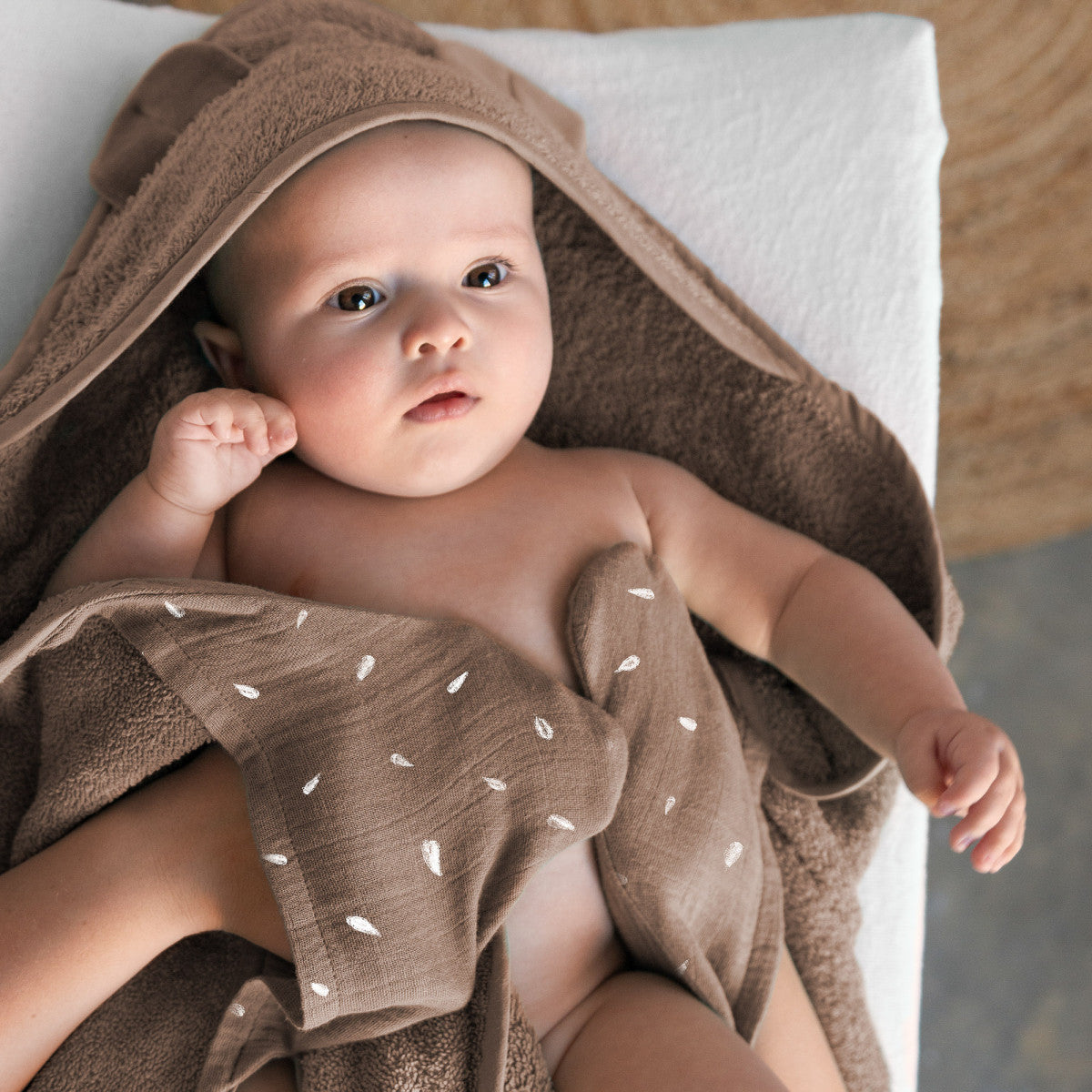 Nifty 2-in-1 badcape badstof Mocha