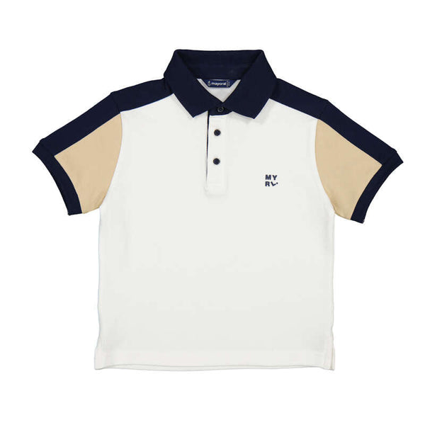 Jongens S/s polo                      van Mayoral in de kleur Cream      in maat 128.