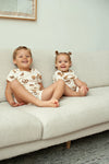 Unisexs Cosy Crumbs - Premium Summerwear by Feetje van Feetje in de kleur Offwhite in maat 152.