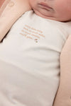 s Omkeerbaar jasje met capuchon AOP - Sweet Poppy van Feetje in de kleur Offwhite melange in maat 62.