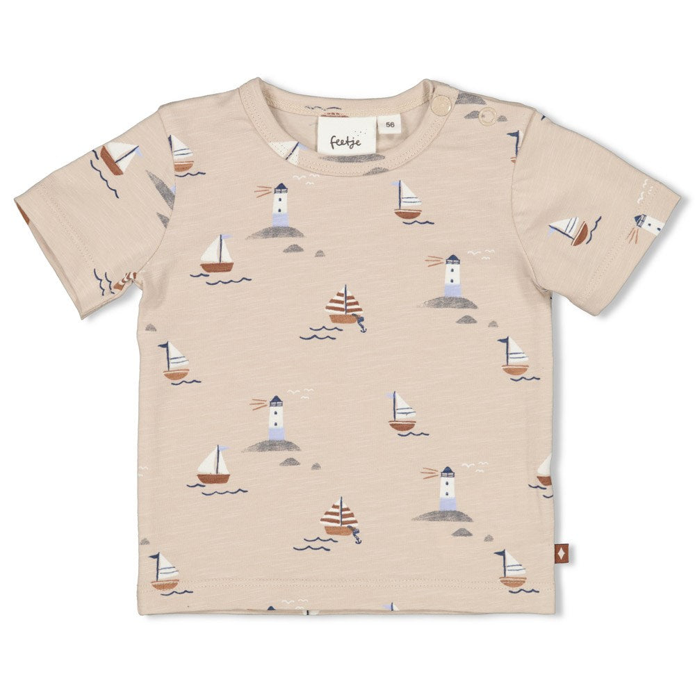 Jongens T-shirt AOP - Let's Sail van Feetje in de kleur Zand in maat 86.