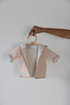 s Omkeerbaar jasje met capuchon AOP - Sweet Poppy van Feetje in de kleur Offwhite melange in maat 62.