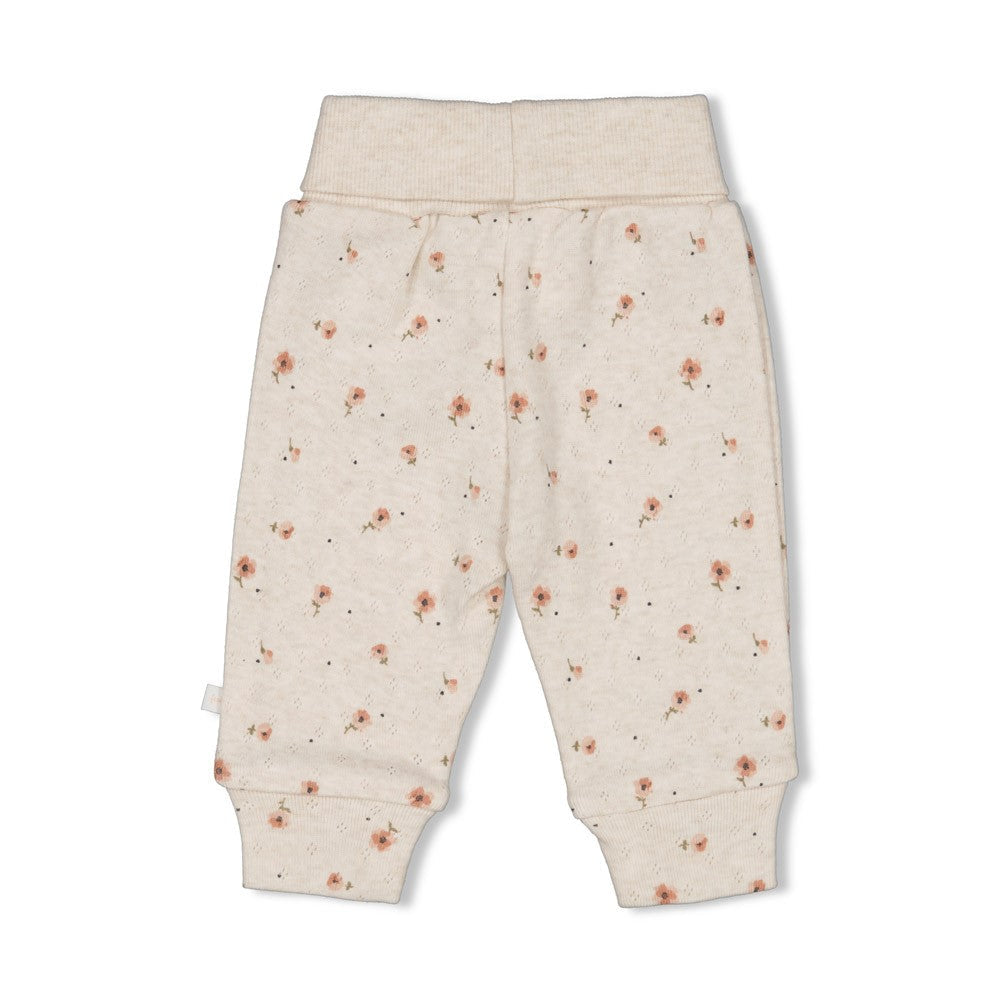 s Broek AOP - Sweet Poppy van Feetje in de kleur Offwhite melange in maat 62.