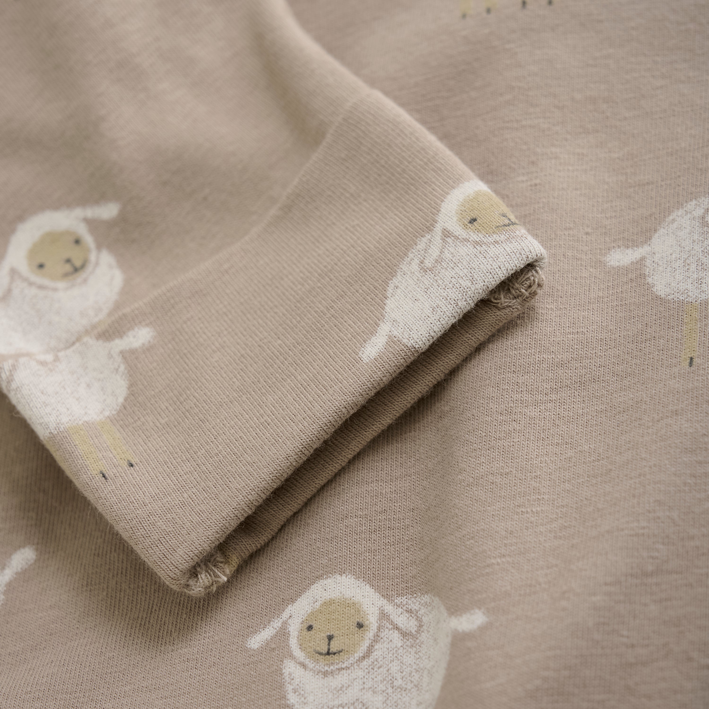 Unisexs U Playsuit Soperton long sleev van Noppies in de kleur Sand in maat 68.