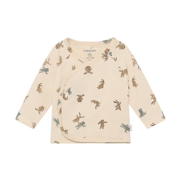 Jongens Tee LS AOP van Noppies in de kleur Buttercream in maat 62.