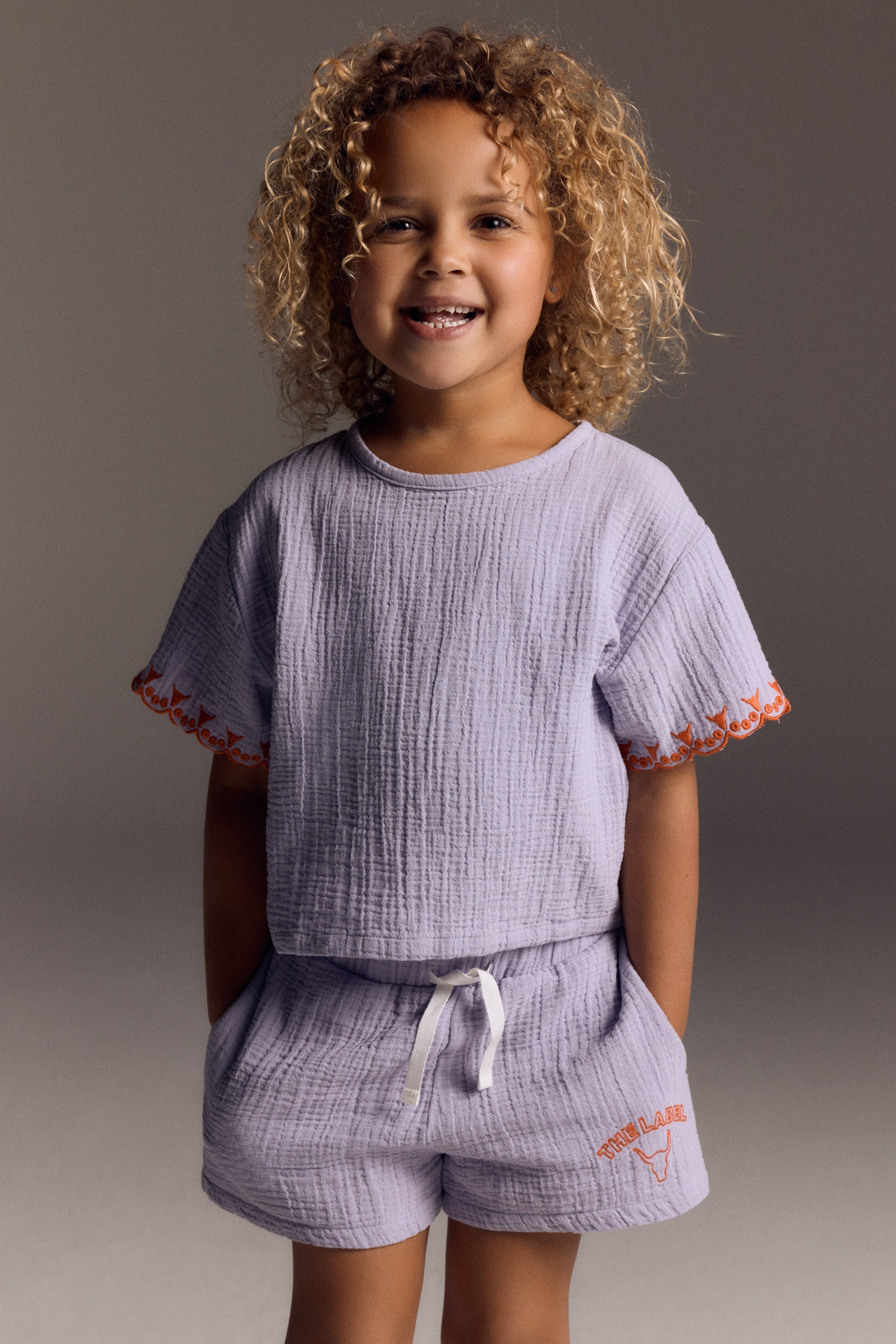 Meisjes woven crinkle shorts van ALIX Mini in de kleur lilac in maat 158-164.