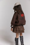 Meisjes Kids knitted batwing sweater van ALIX Mini in de kleur Warm Brown in maat 158-164.