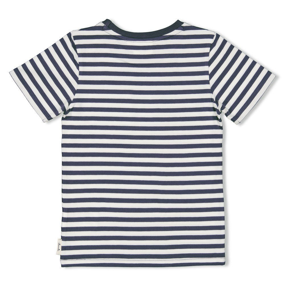 Jongens T-shirt streep - The Getaway van Sturdy in de kleur Indigo in maat 128.