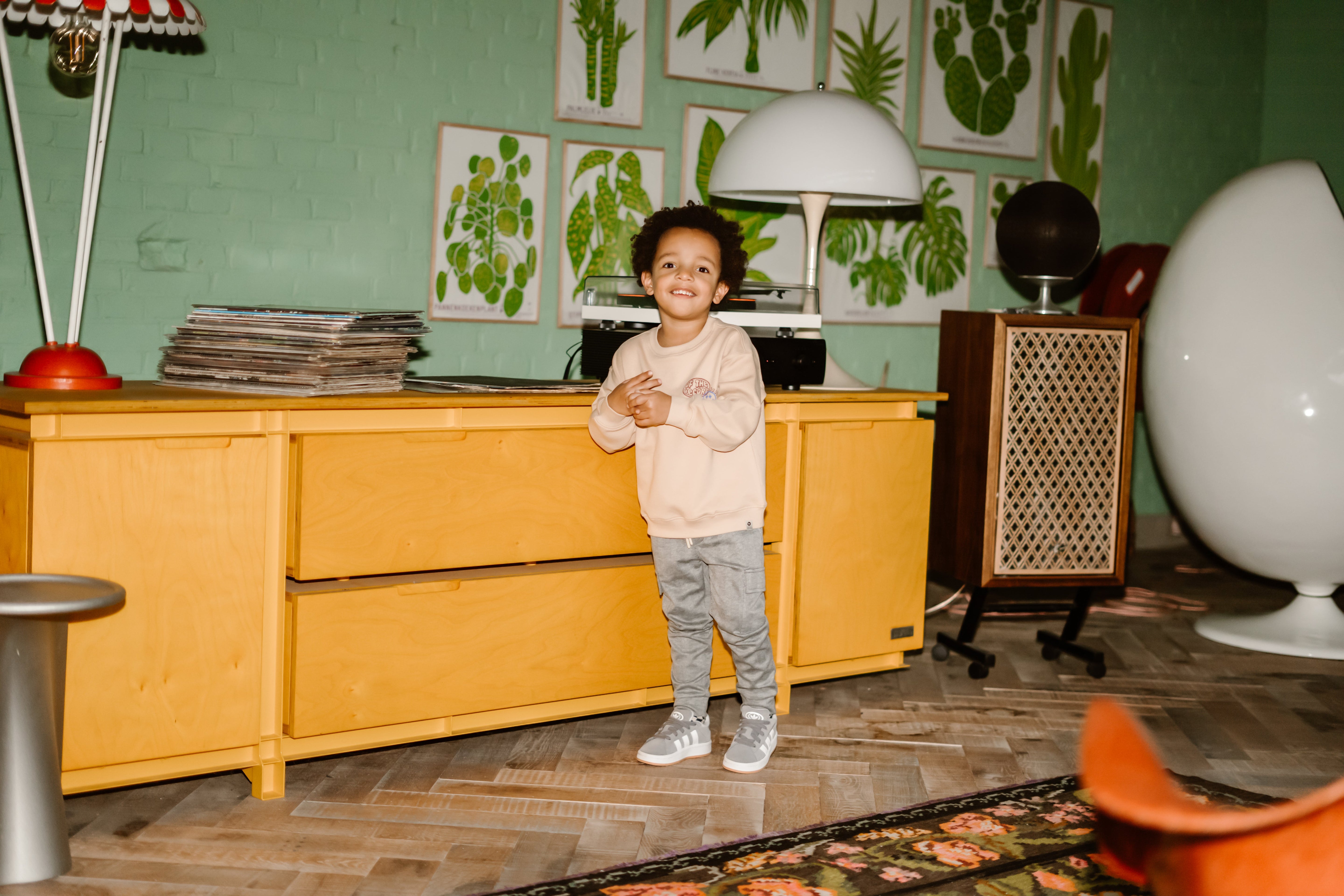 Jongens Stripe Cargo Pants van Daily7 in de kleur Grey in maat 128.