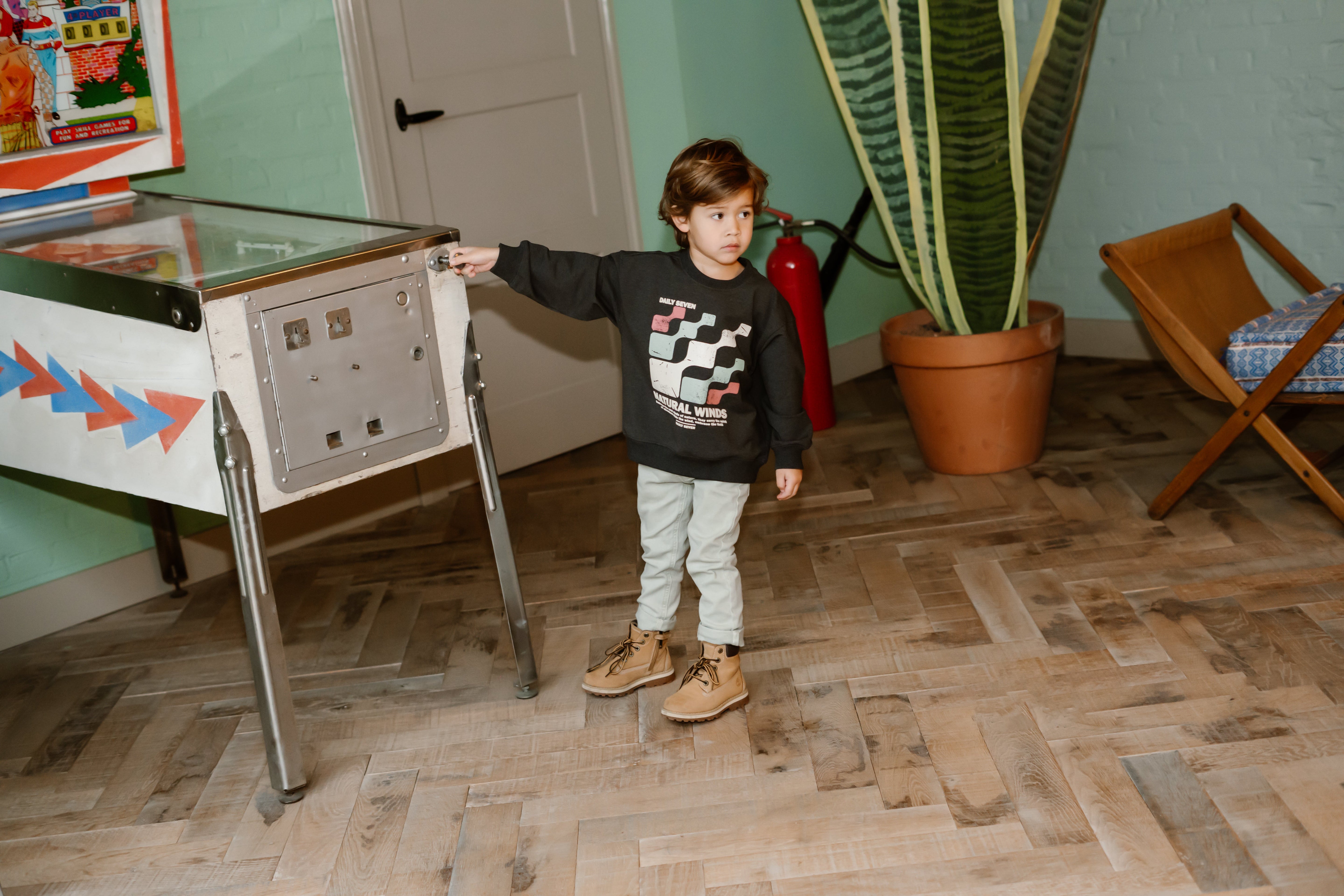 Jongens Oversized Sweater Daily Seven van Daily7 in de kleur Dark Grey Melange in maat 128.