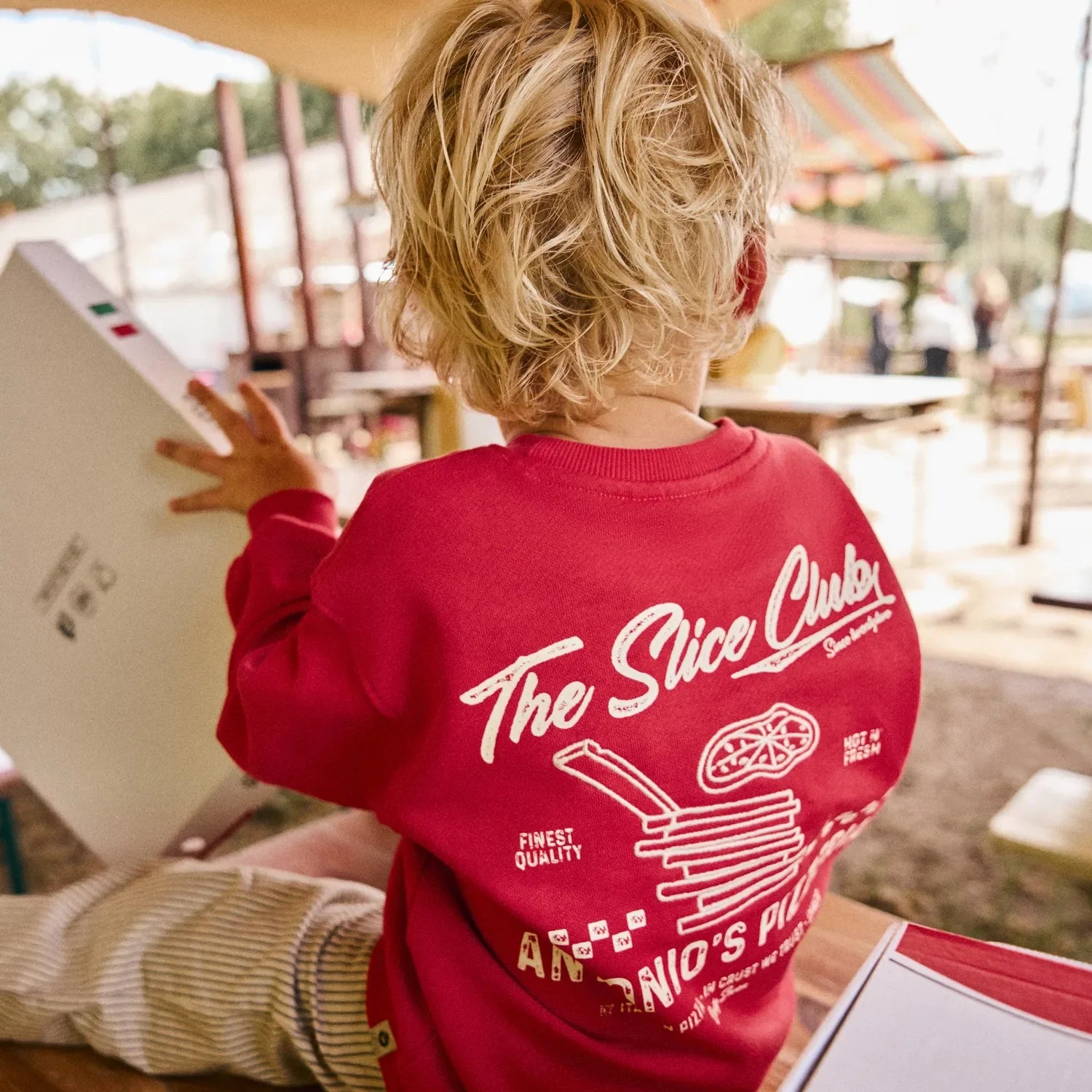 Jongens Oversized Sweater Slice Club van Daily7 in de kleur Chrysanthemum in maat 128.