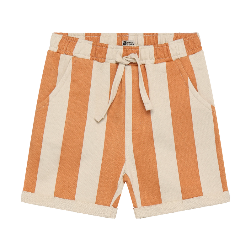 Jongens Shorts Big Stripe van Daily7 in de kleur Sandstone in maat 128.