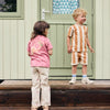 Jongens Shorts Big Stripe van Daily7 in de kleur Sandstone in maat 128.