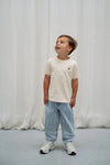 Jongens T-shirt Basic van Daily7 in de kleur Sandshell in maat 128.