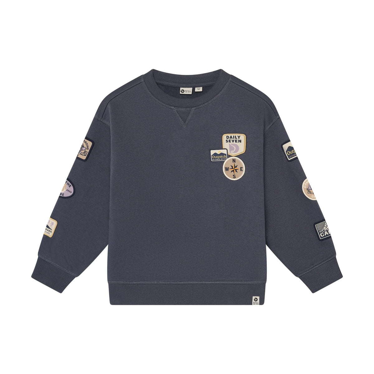 Daily7 Oversized Sweater Badges