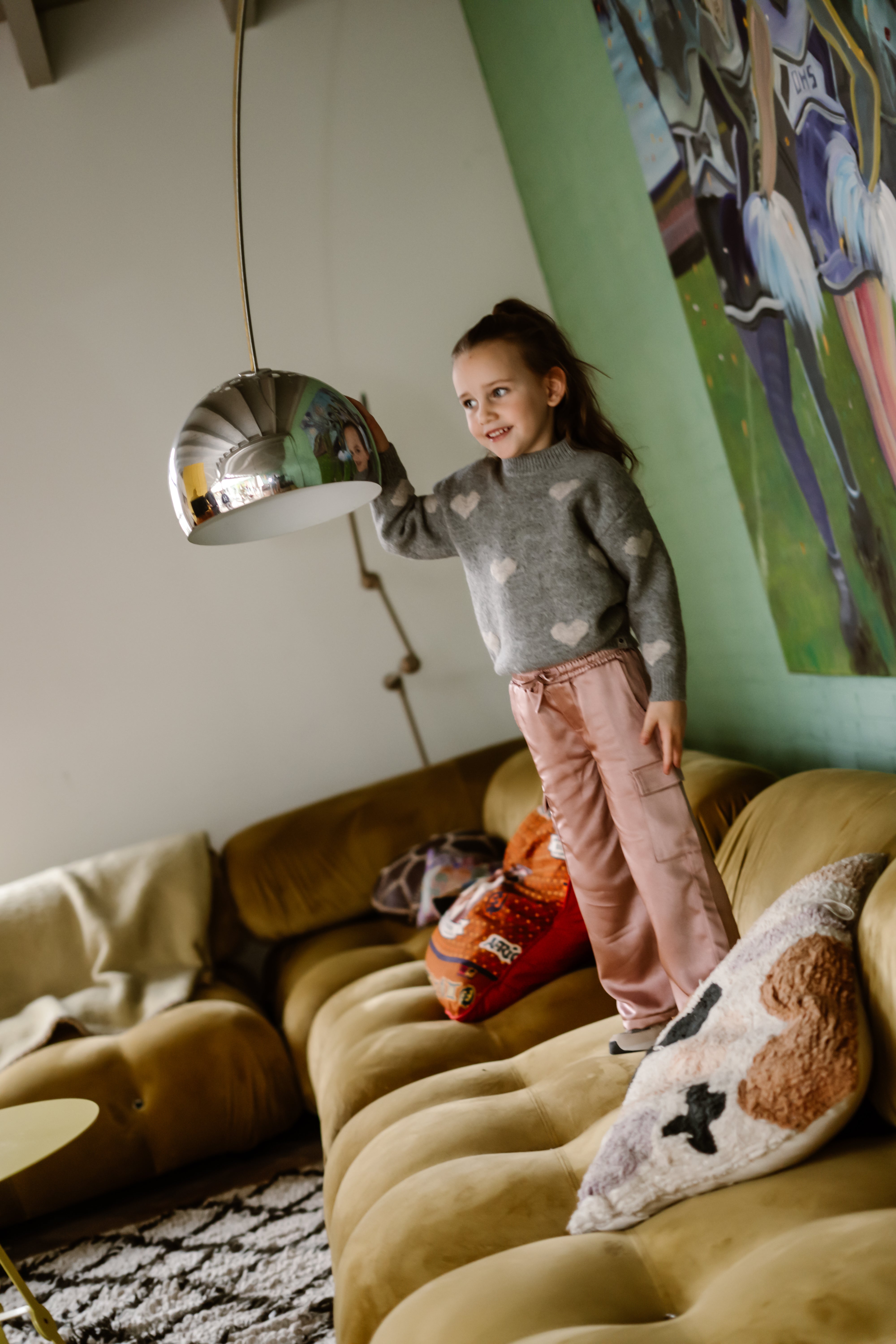 Meisjes Knitted Sweater Heart van Daily7 in de kleur Medium Grey Melange in maat 128.