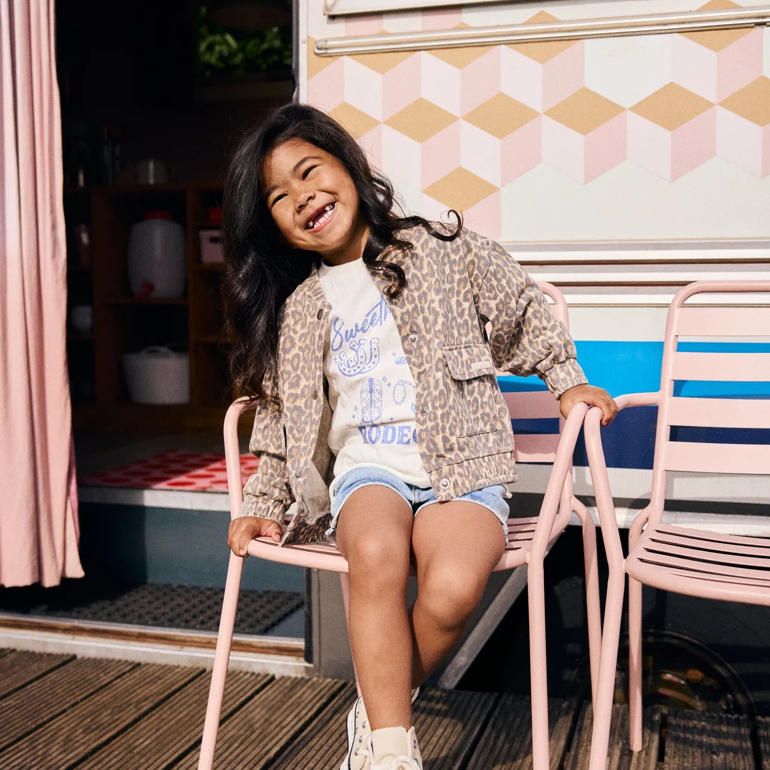 Meisjes T-shirt Artwork van Daily7 in de kleur Egret in maat 128.