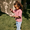 Meisjes Shirt Ruffle Broderie van Daily7 in de kleur Heather Rose in maat 128.