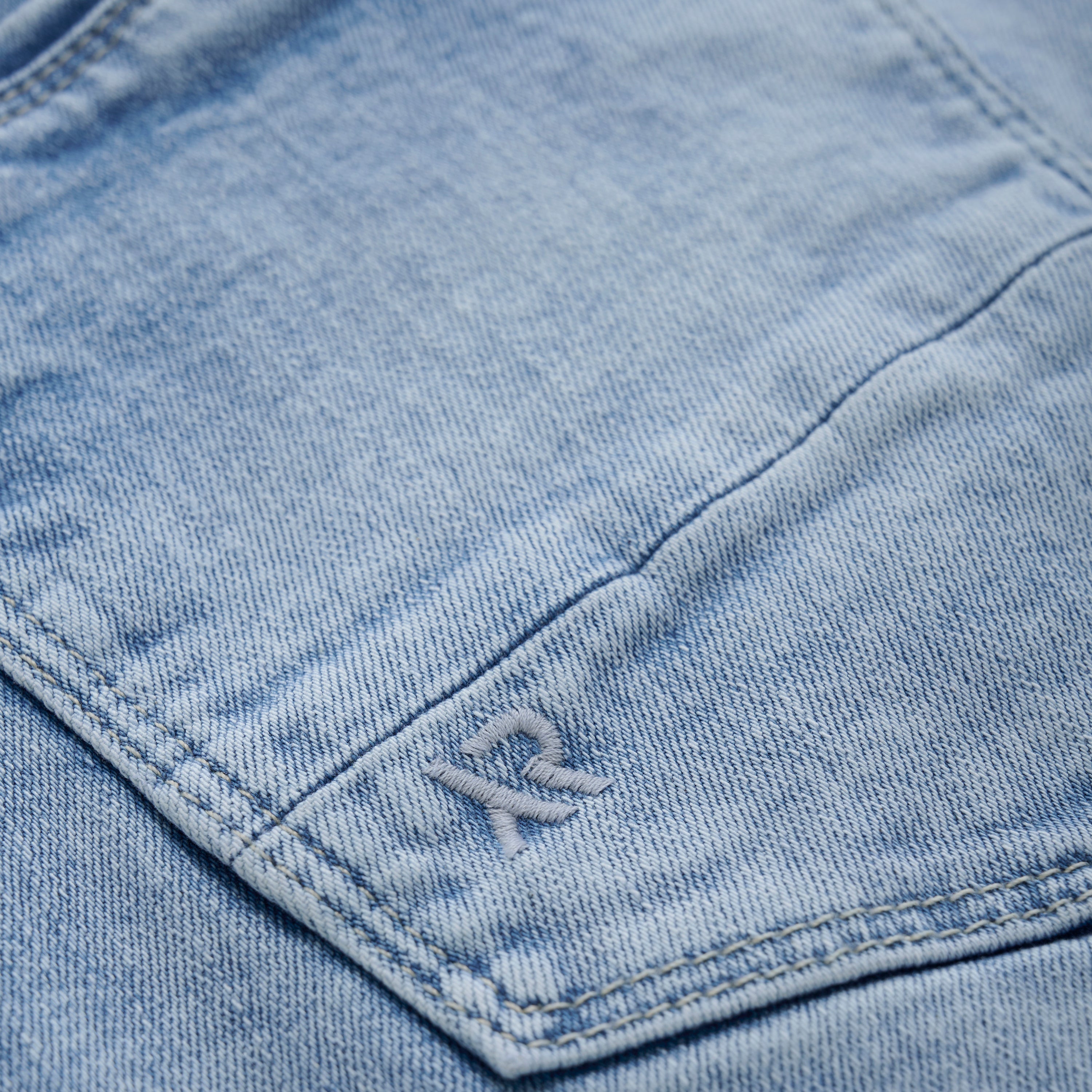 Jongens 2616 Straight Wide Fit Jeans van Rellix in de kleur Used Light Denim in maat 188.