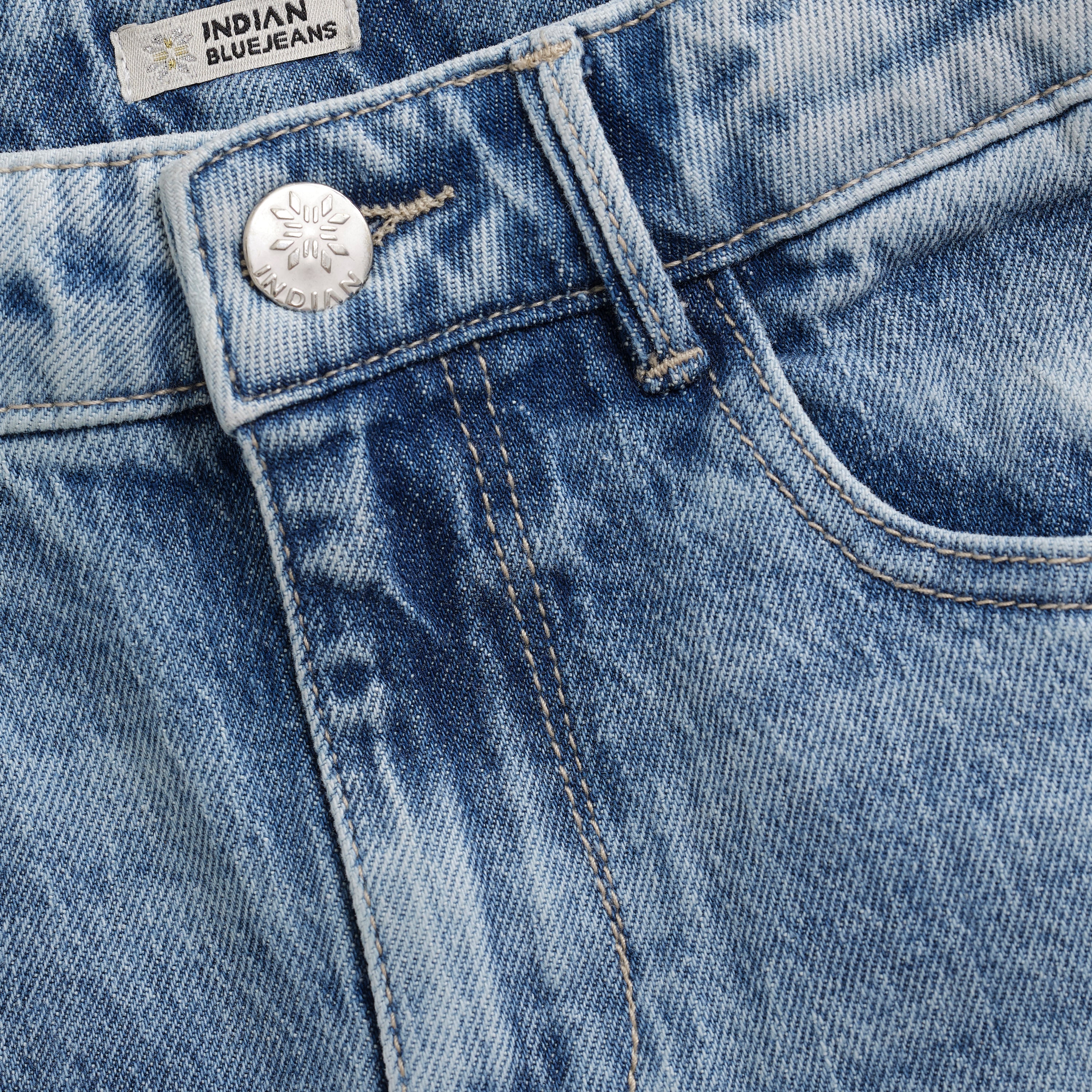Meisjes Wide Fit Medium Denim  van Indian Blue Jeans in de kleur Medium Denim in maat 176.
