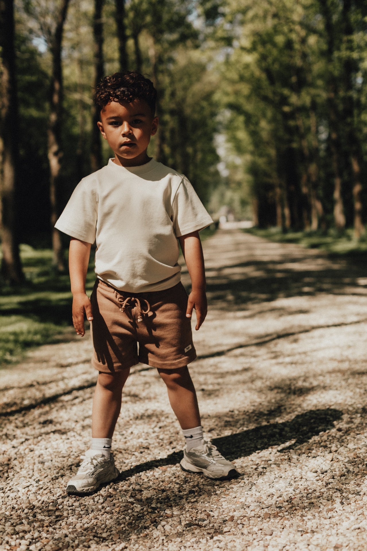 Jongens T-Shirt Leon van Baje Studio in de kleur White coconut in maat 134-140.