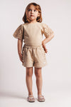 Meisjes Shorts hearts Vay van Baje Studio in de kleur Creme fawn in maat 134-140.