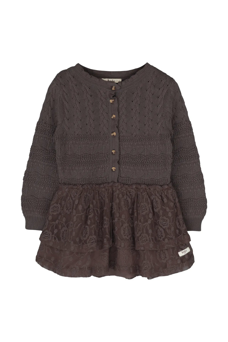 Meisjes Dress longsleeve Yole van Baje Studio in de kleur Brown choco in maat 134-140.