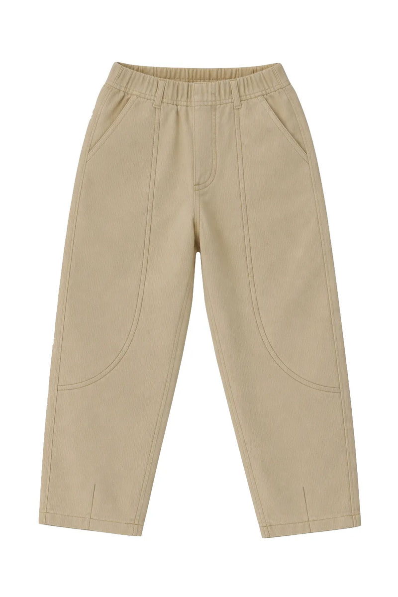 Jongens Pants Maeze van Baje Studio in de kleur Taupe in maat 134-140.