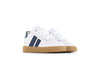 Jongens Witte sneaker met blauwe strepen van Shoesme in de kleur White Dark Blue in maat 23.
